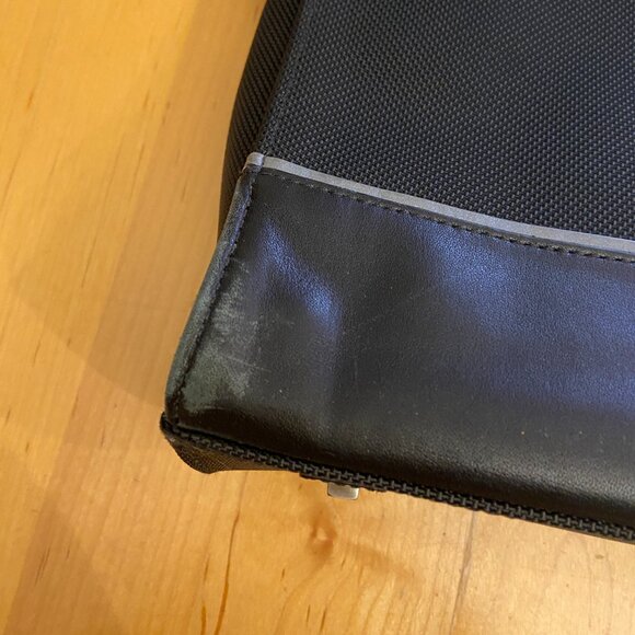 Tumi Elements Ballistic Nylon with Leather Trim Shoulder Bag - Picture 4 of 9